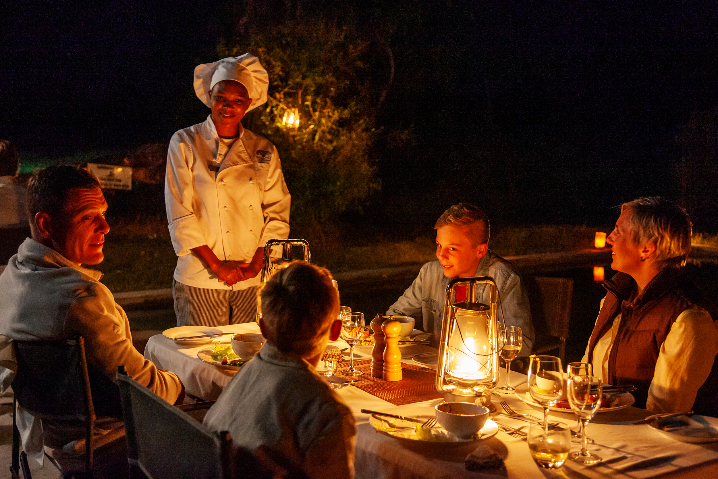 Machaba Web Dining Camps Experienced Chefs 03 Machaba Web Dining Camps Experienced Chefs 03